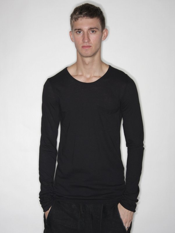 BASSIKE Slouch Pocket T-shirt