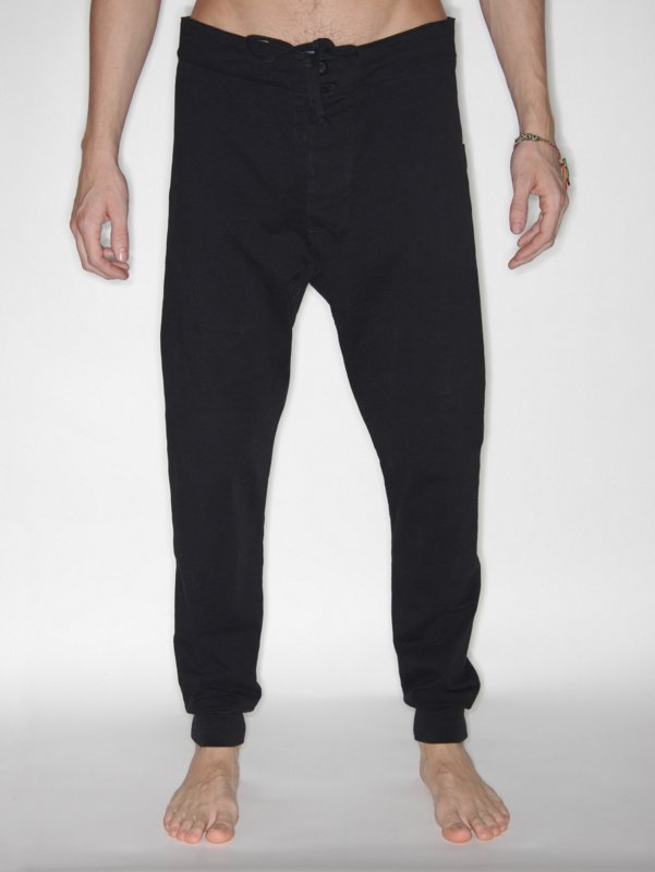 http://4m.scene7.com/is/image/4m/bask0021blk_01?Bassike%20Slim%20Tapered%20Pant