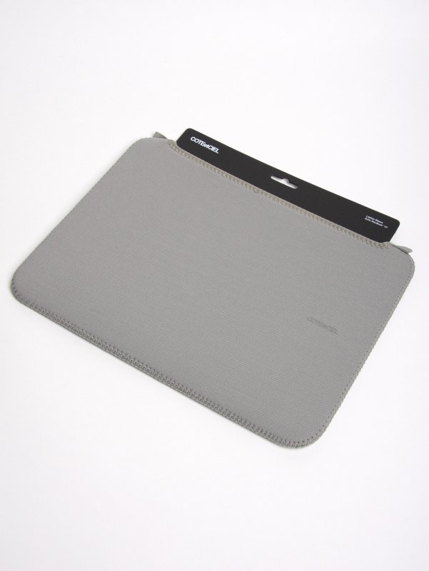 COTE et CIEL 13 Inch Laptop Diver Short Sleeve Opening
