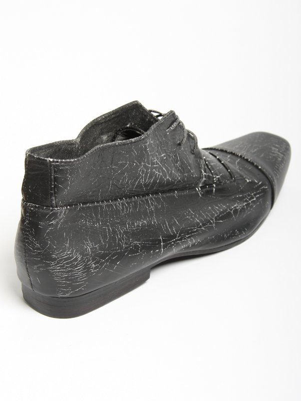 Chronicles of Never Once Around The Moon Shoes