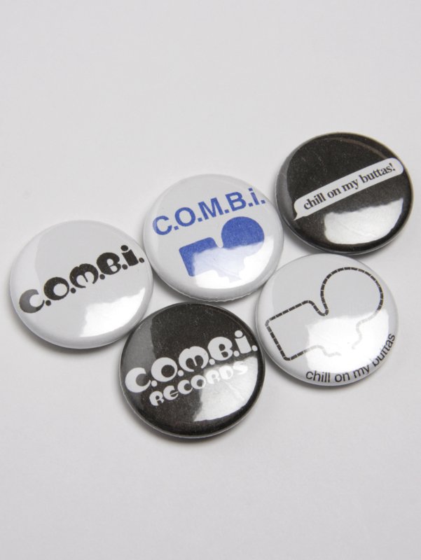 C.O.M.B.i Assorted Pin Badge Set