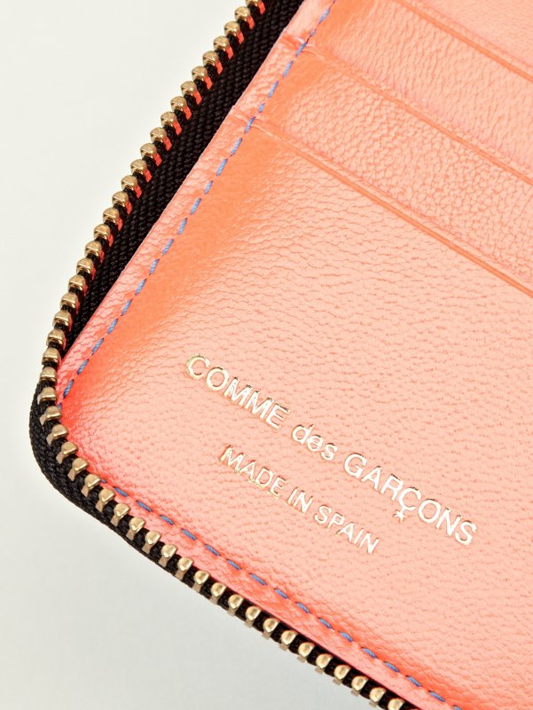 COMME Des GARCONS Super Fluo Wallet