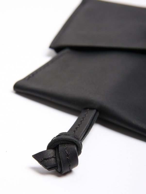 Damir Doma Passport Holder
