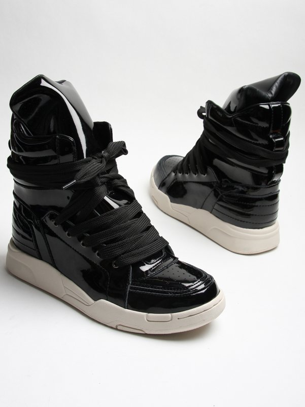 Diet Butcher Slim Skin Hi Top Sneaker