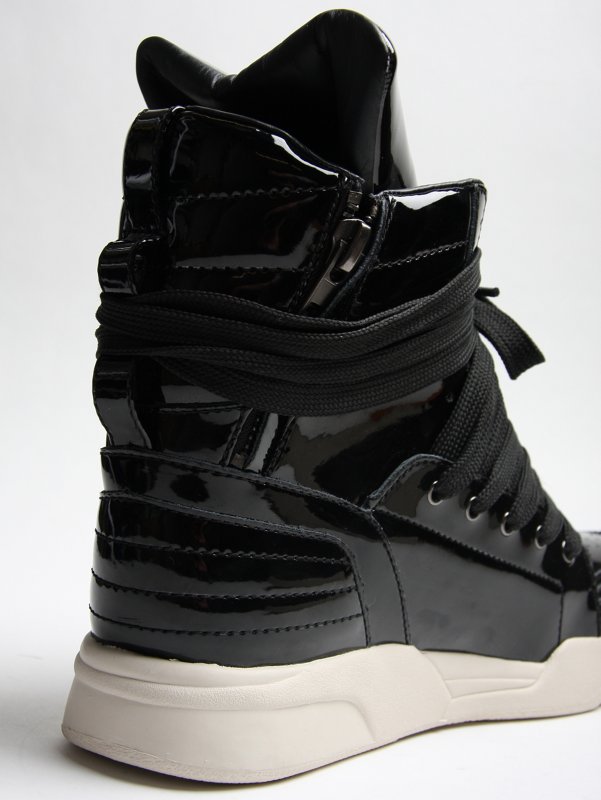 Diet Butcher Slim Skin Hi Top Sneaker