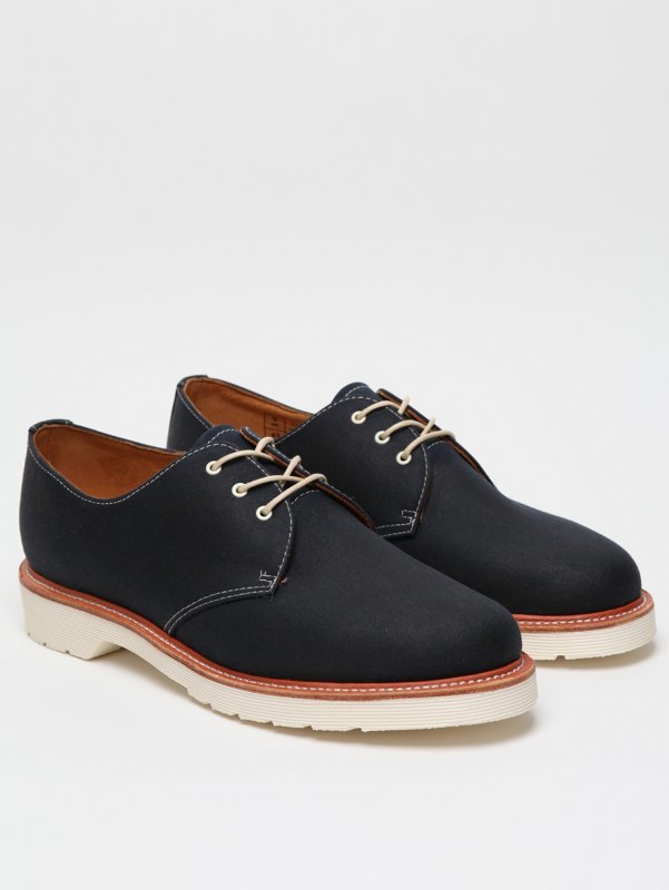 Dr. Martens Windsor Lester