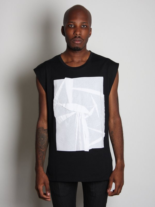 Sleeveless Creased T-Shirt