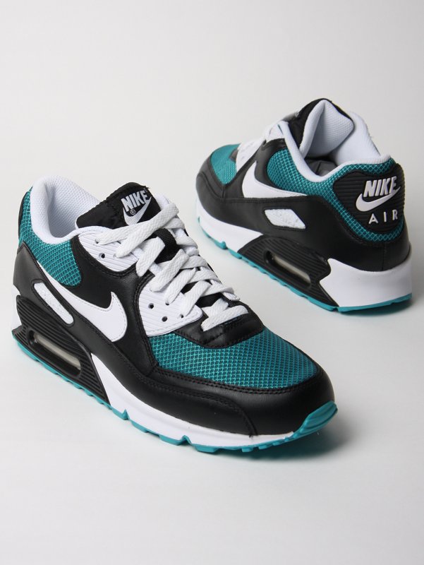 Nike Air Max 90 LE
