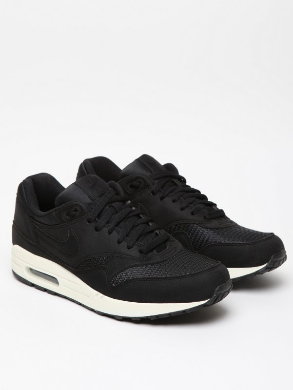 Nike Men's Air Max 1 Sneaker