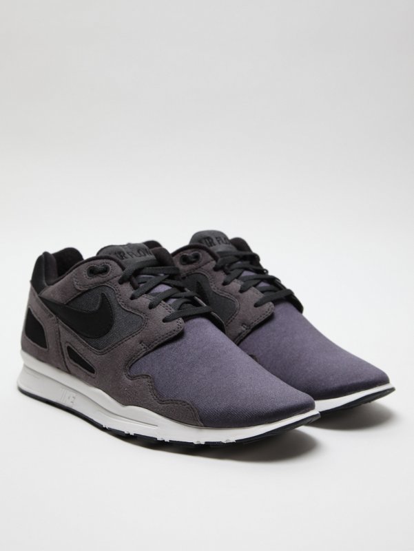 Nike Men's Air Flow Sneaker