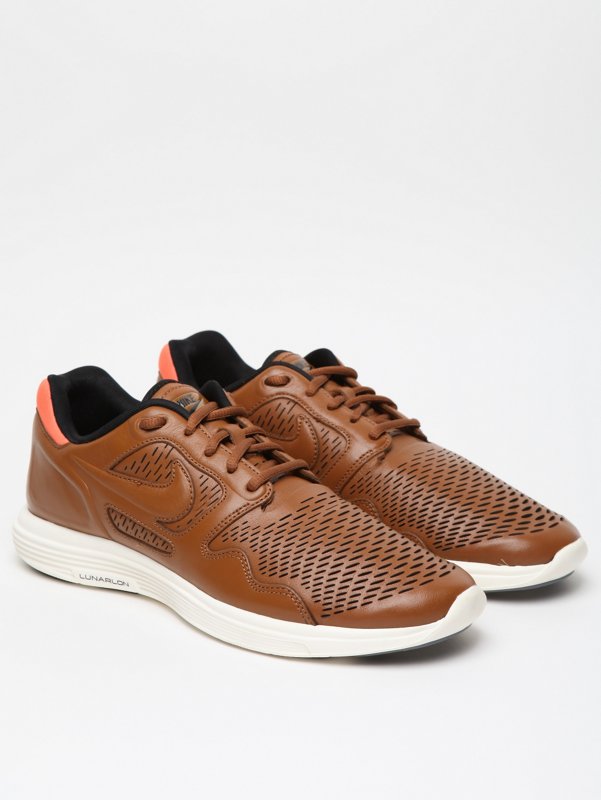 Nike Men's Lunar Flow Perforated Sneaker