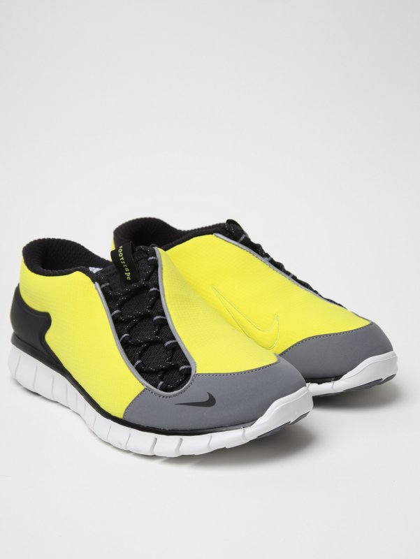 Nike Quickstrike Footscape Free Sneaker