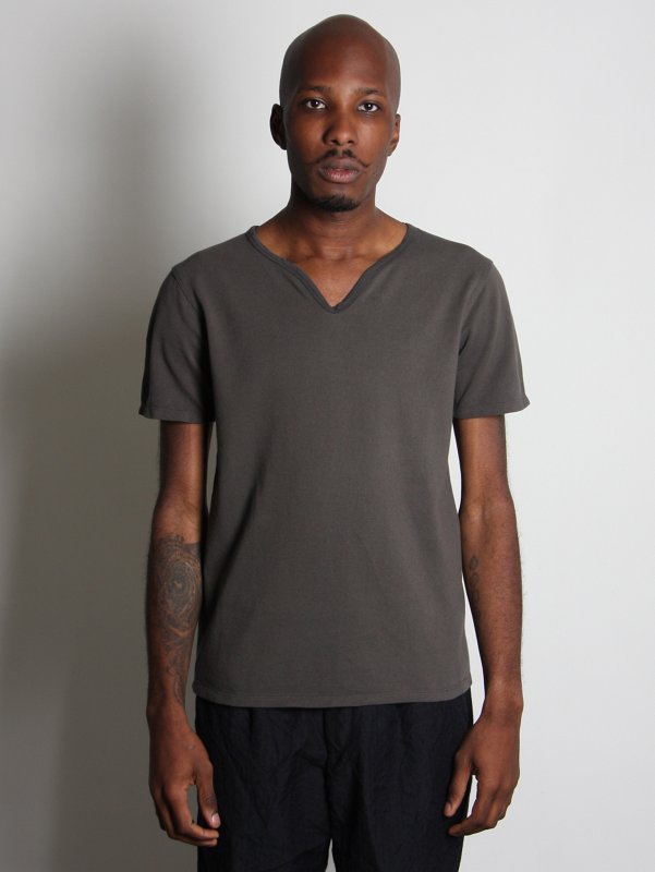 Voyager Y Neck T-Shirt