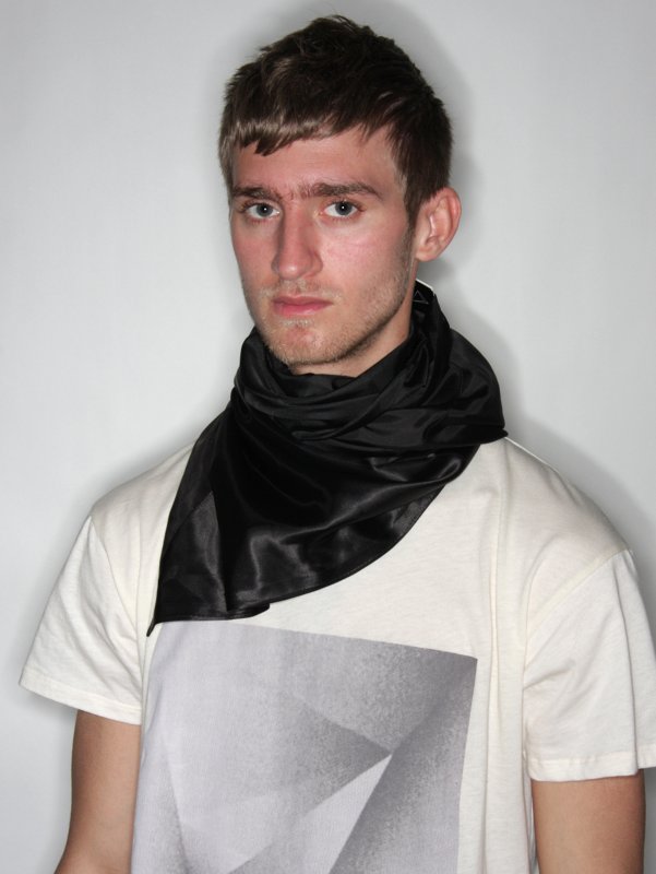 ODEUR Cryptic Scarf