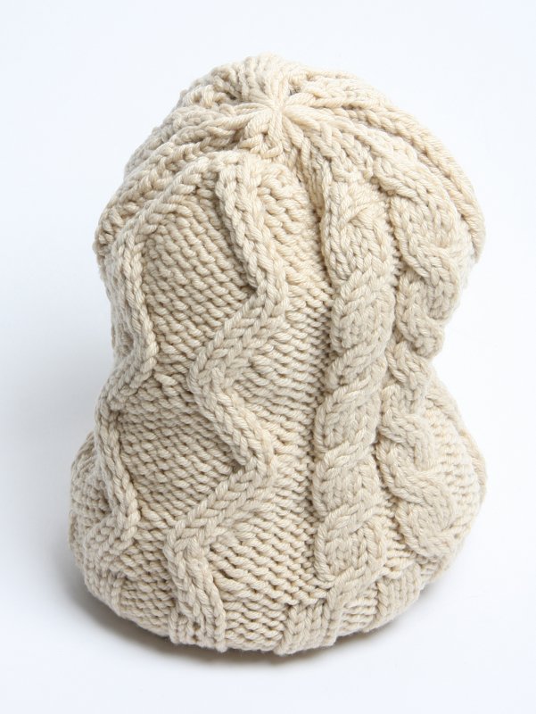 'aT Oversize Cable Beanie Hat