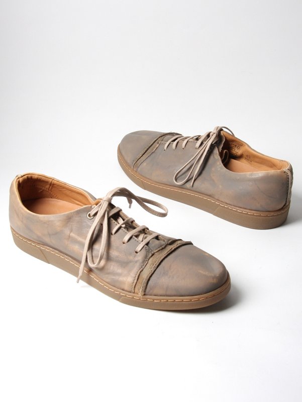 SILENT Low Leather Sneaker