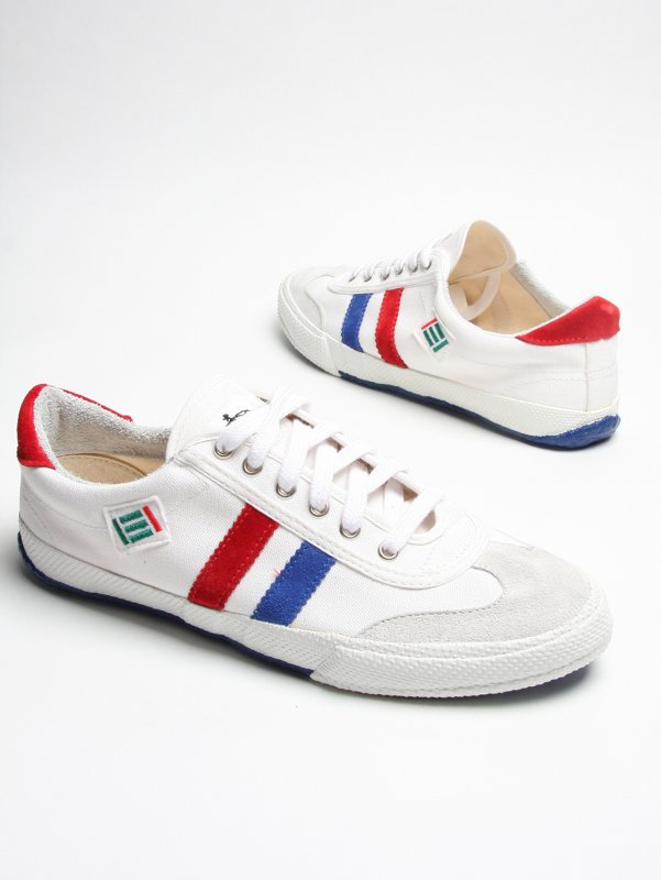 TST Canvas Split Toe Sneaker