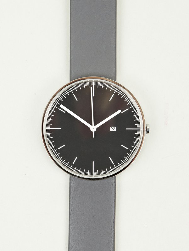 Uniform Wares 200 Series 202/PL-01 Calendar Wrist Watch