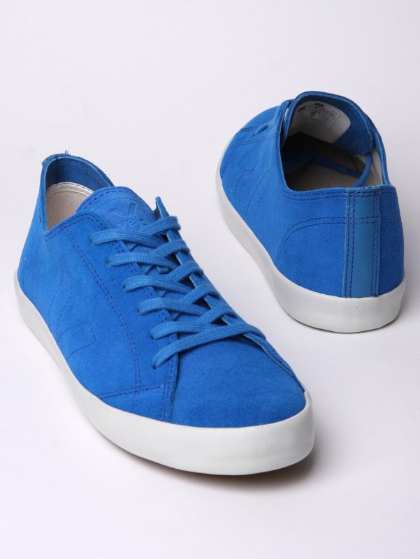 Veja Men's Indigenos Swedish Blue Low Top Trainers *Exclusive Colourway