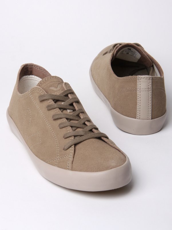Veja Men's Indigenos Rock Peanut Low Top Trainers