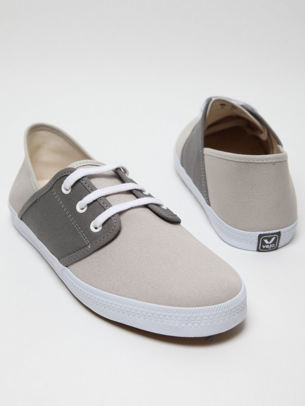 Veja Men's M&eacute;diterran&eacute;e Trainers