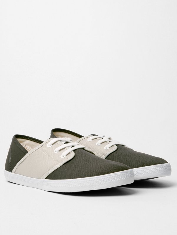 Veja Mediterranee Canvas Sneaker