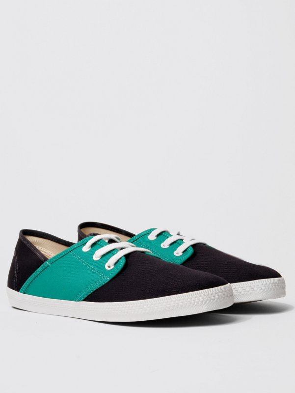 Veja Mediterranee Canvas Sneaker