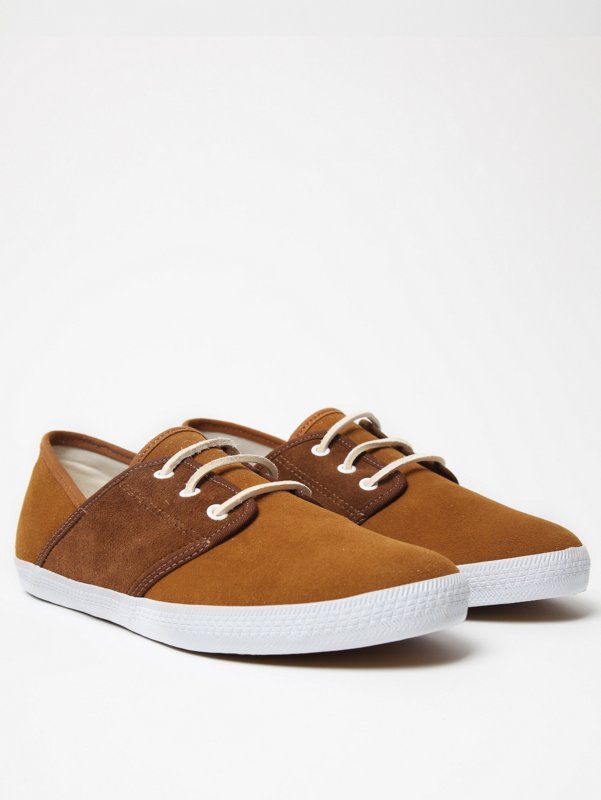 Veja Mediterranee Suede Sneaker