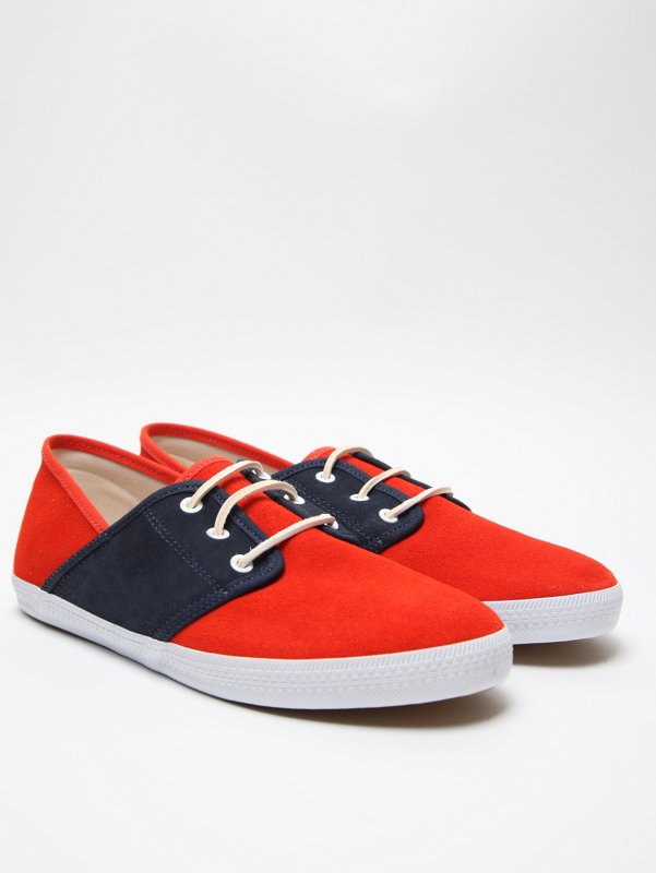 Veja Mediterranee Suede Sneaker