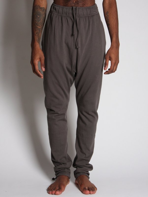 black docker shorts
